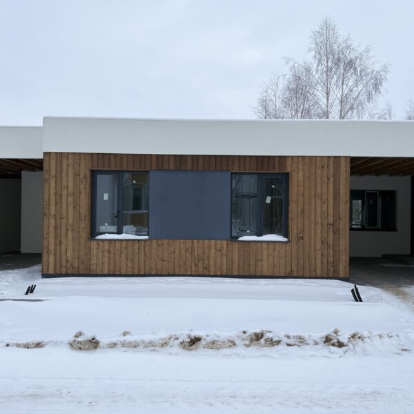 Розпочато зведення стін ІІ черги котеджів